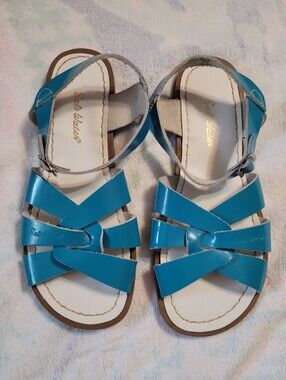 Ladies Sz 7 NWOT Turquoise Salt Water Sandals